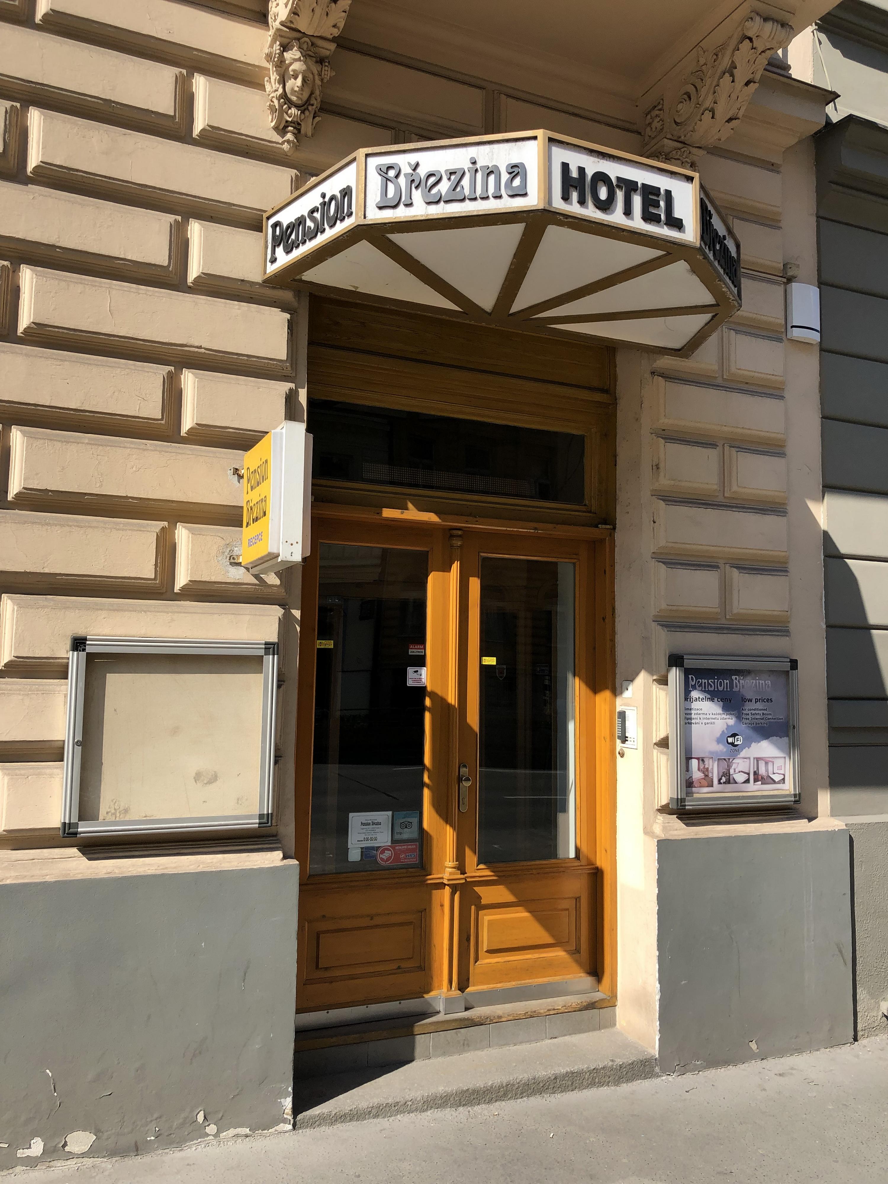 布雷齐纳公寓酒店 布拉格 外观 照片